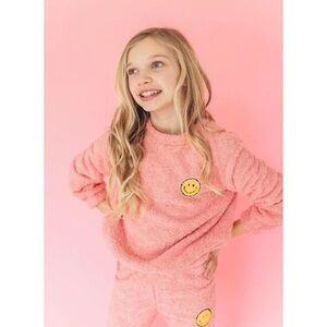 EUC Lola + The Boys Pink Cozy Smile Pullover & Jogger Set - Size 8